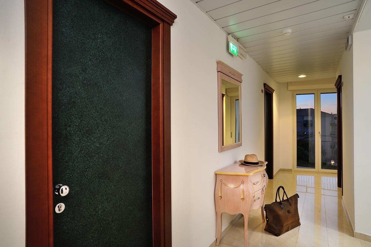 Hotel Marilena Riccione Esterno foto