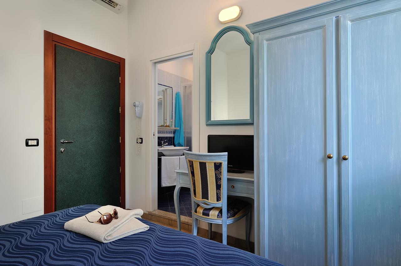 Hotel Marilena Riccione Esterno foto